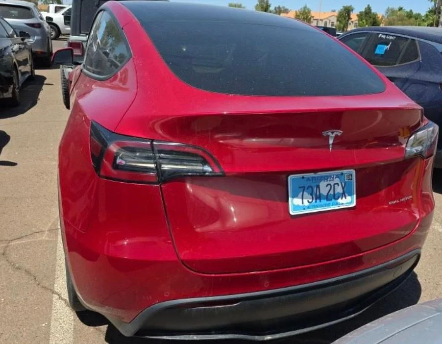 Used 2022 Red Tesla Long Range image 7