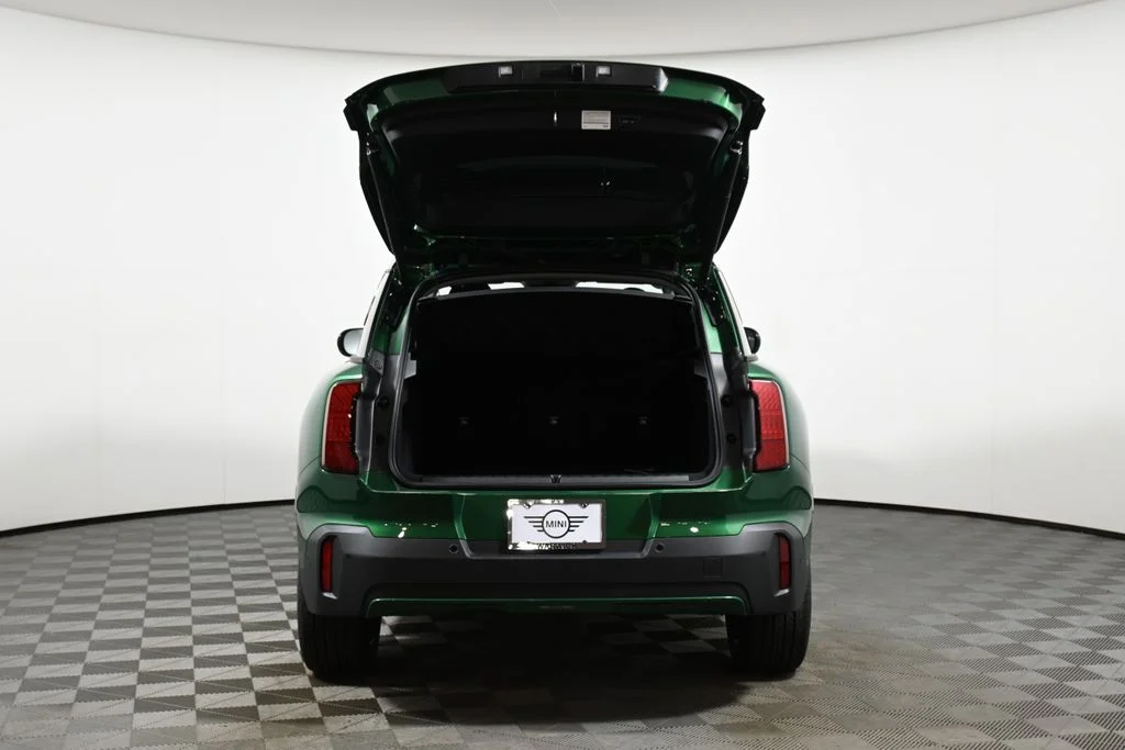 Used 2025 Green MINI  image 30