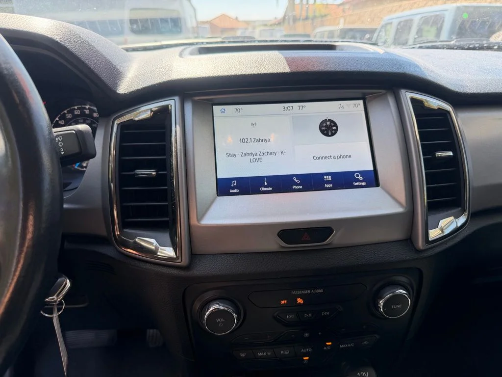 Used 2023 White Ford XLT image 22