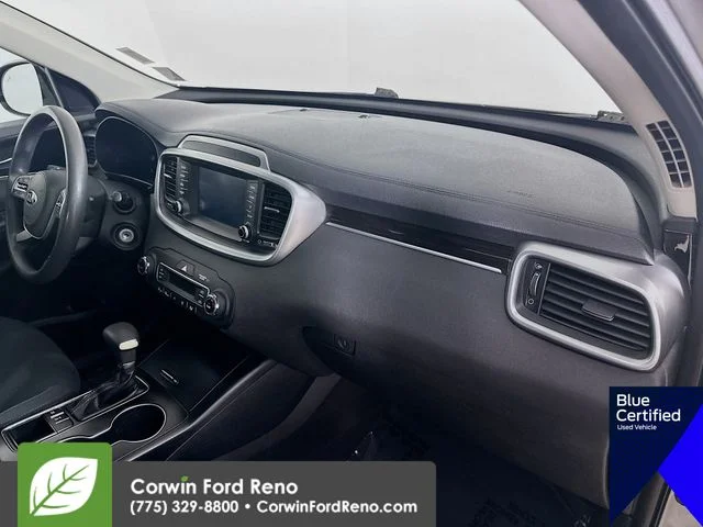 Certified Used 2019 Titanium Silver Kia LX image 31