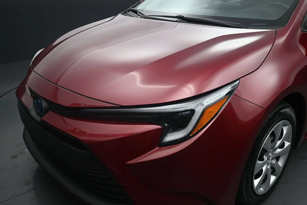 2025 Toyota Corolla LE - Photo 10