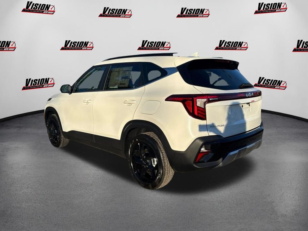 2026 Kia Seltos EX - Photo 8