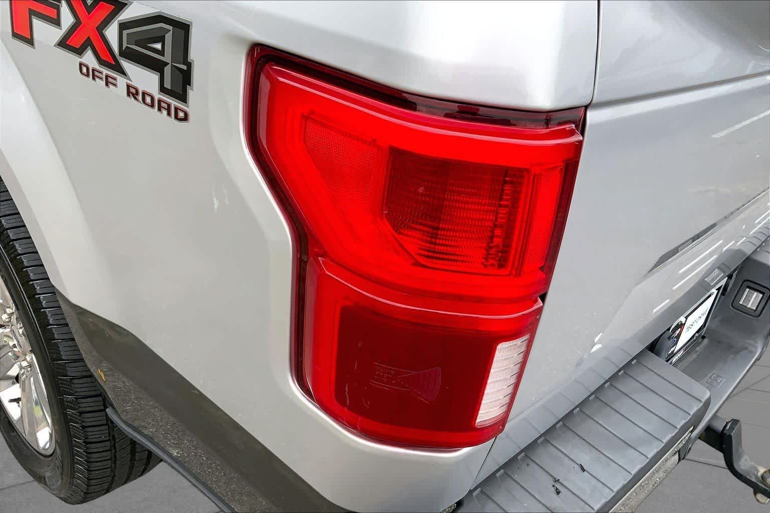 Used 2018 Ingot Silver Ford XLT image 27