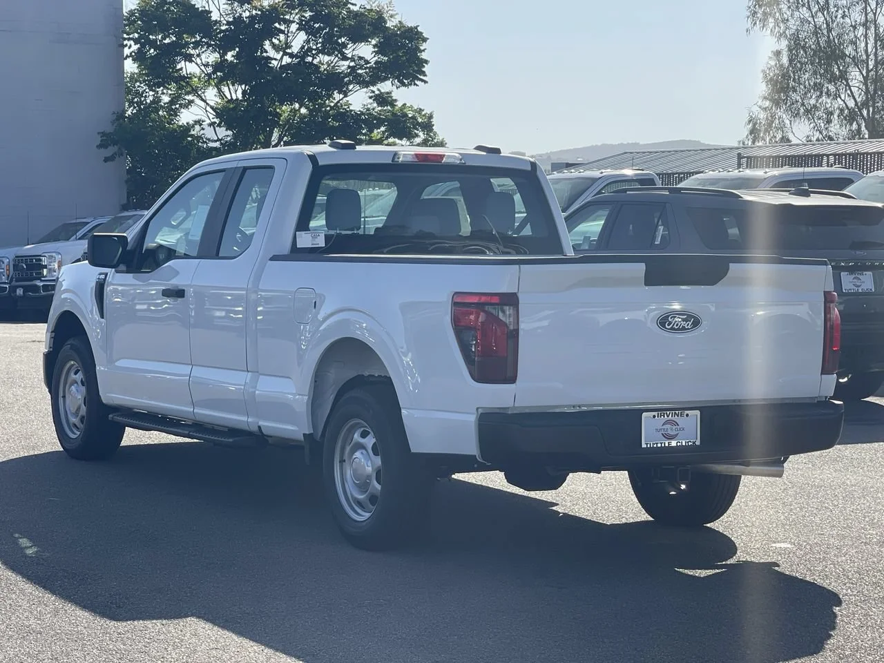 New 2026 Oxford White Ford XL image 4