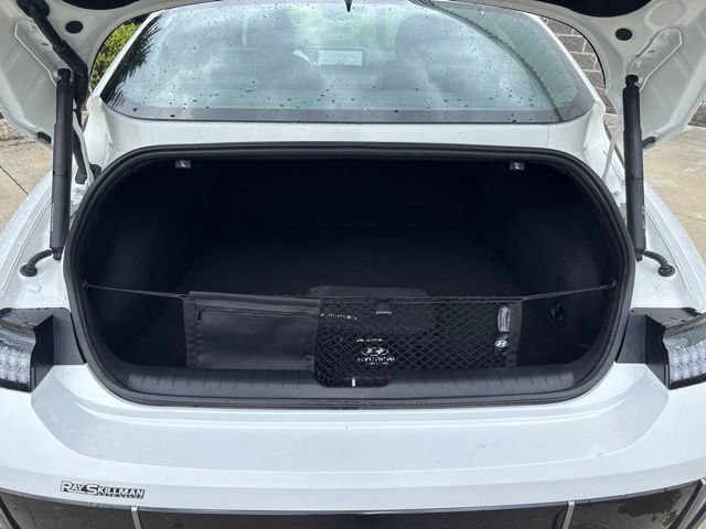 Used 2023 Serenity White Hyundai SEL image 11