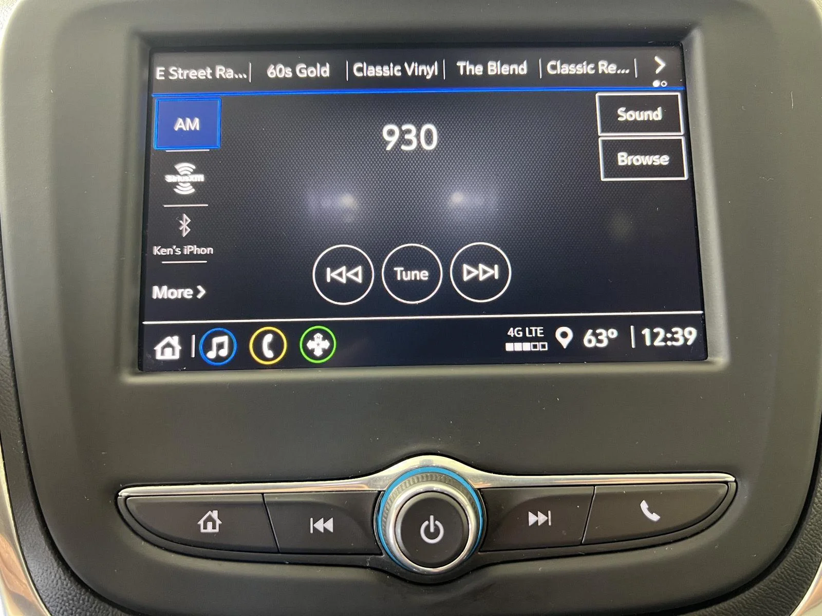 Used 2022 Silver Ice Metallic Chevrolet LT image 14