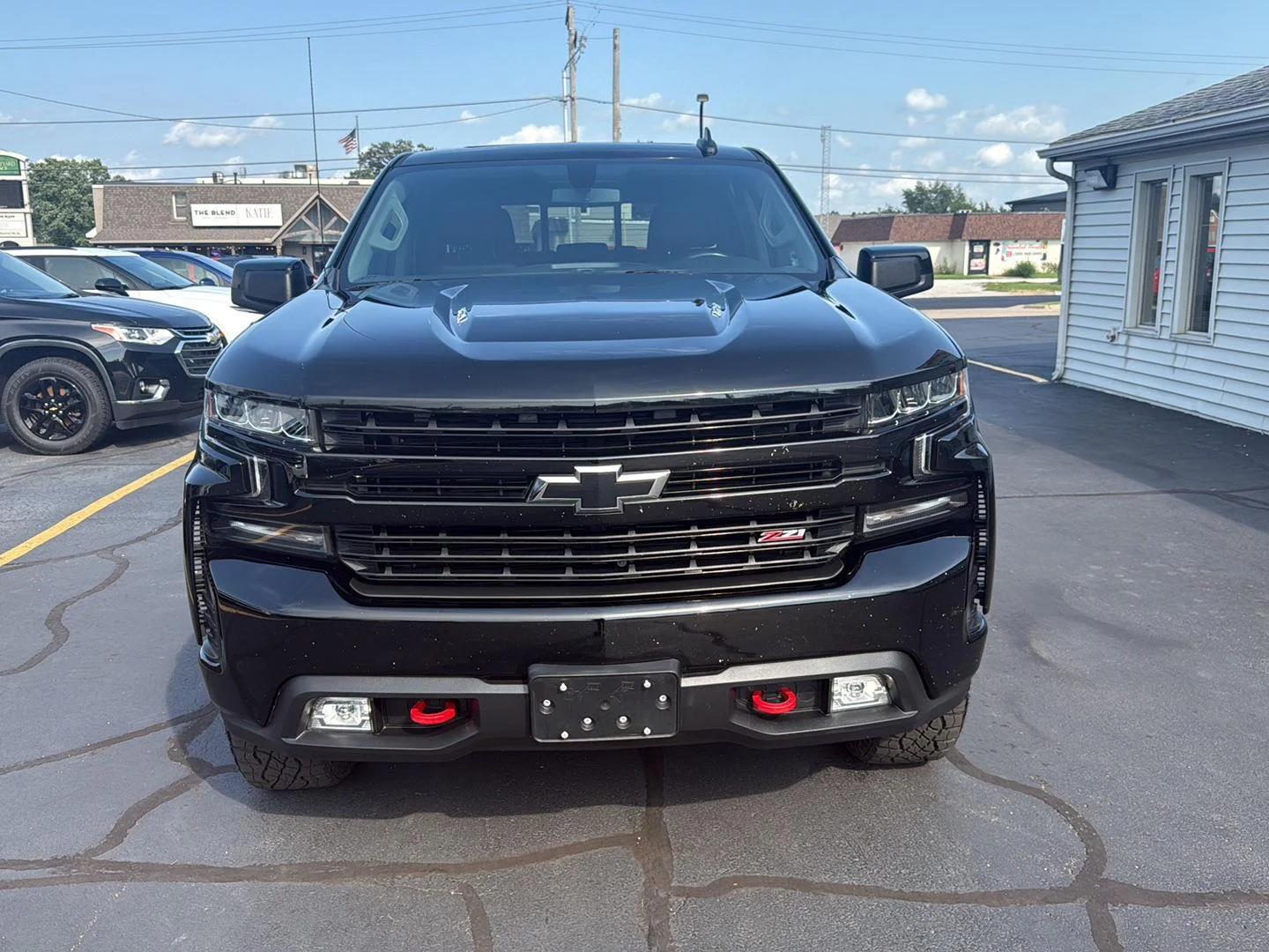 Used 2021 BLACK Chevrolet LT Trail Boss image 2
