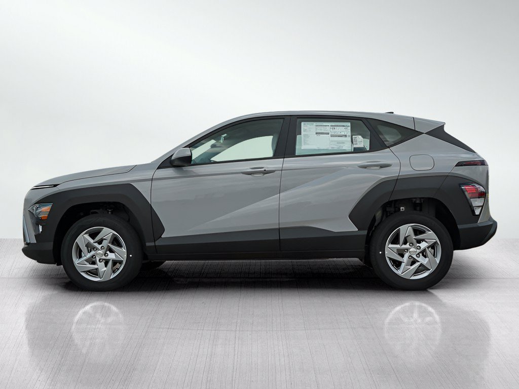 New 2026 Cyber Gray Metallic Hyundai SE AWD image 4