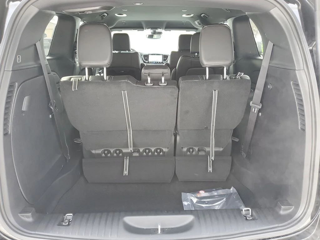 2026 Chrysler Pacifica Select - Photo 35