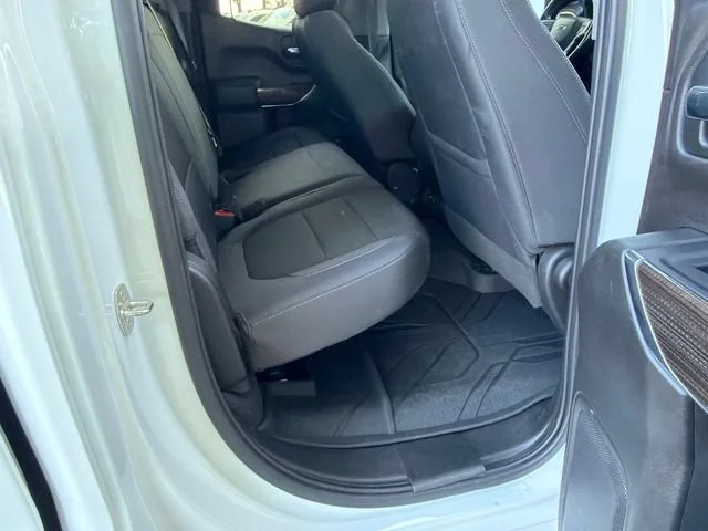 Used 2019 SUMMIT WHITE Chevrolet RST image 15