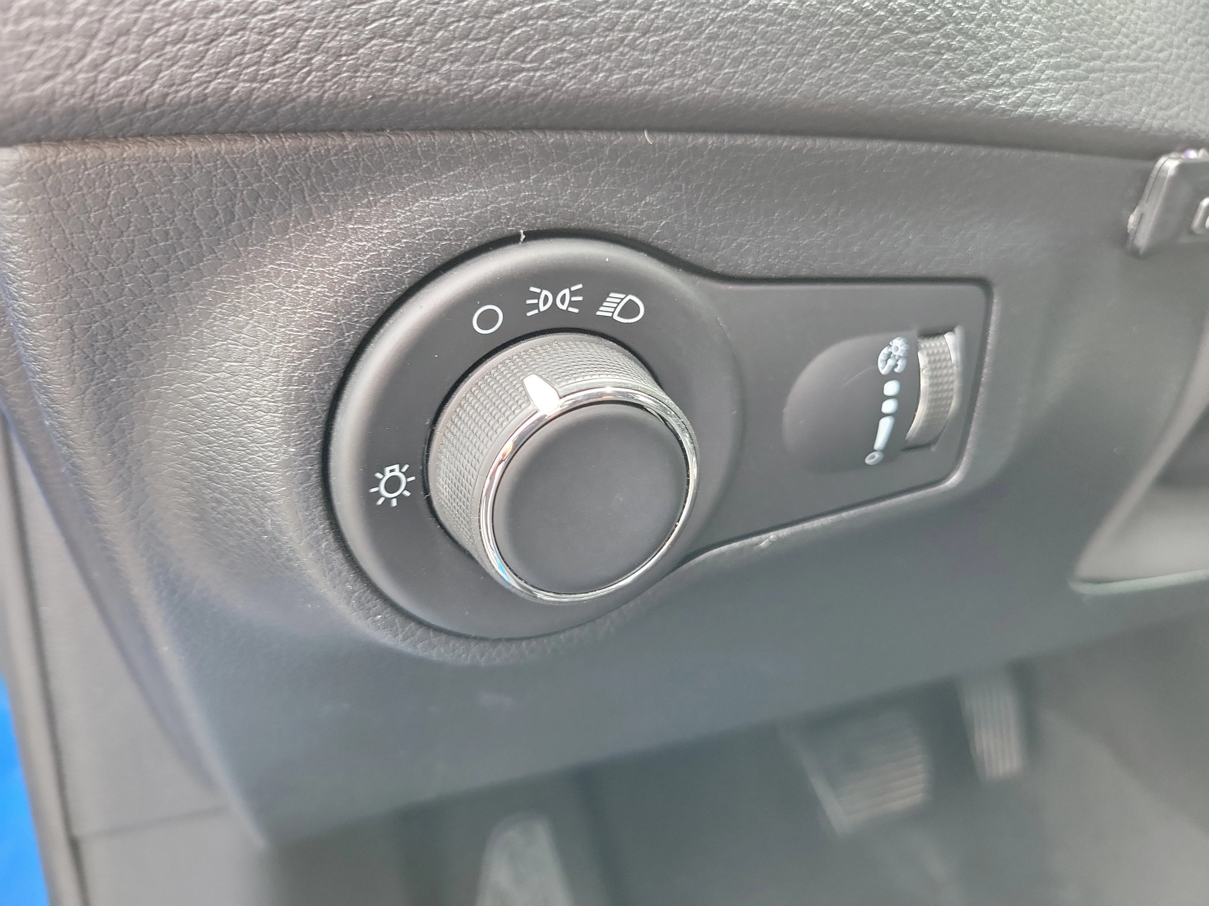 Used 2021 Laser Blue Pearlcoat Jeep Sport image 24