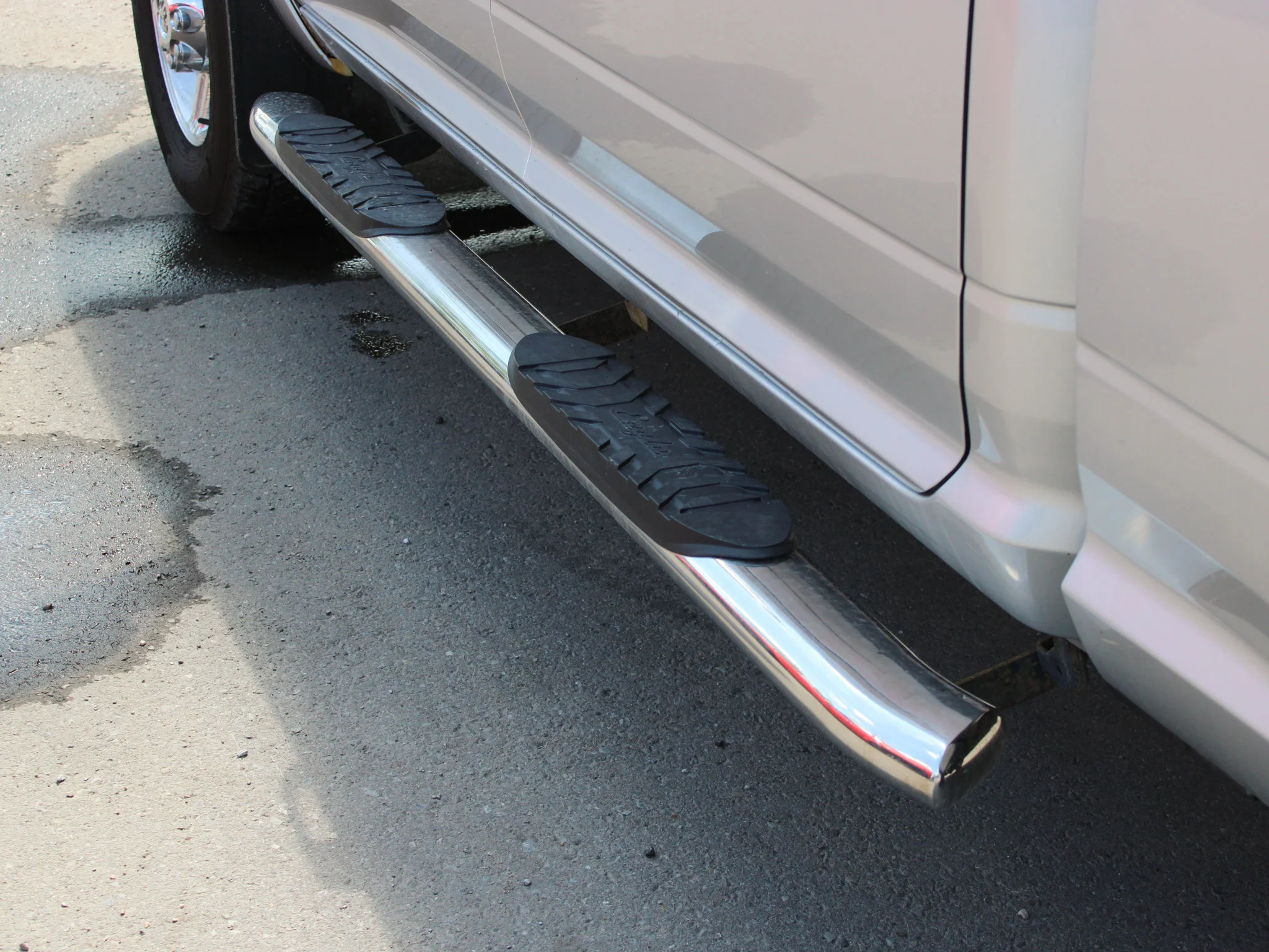 Used 2012 Silver RAM Laramie * Mechanic Special | Cummins | Heated Leather Seats | Canopy | Navigation image 13