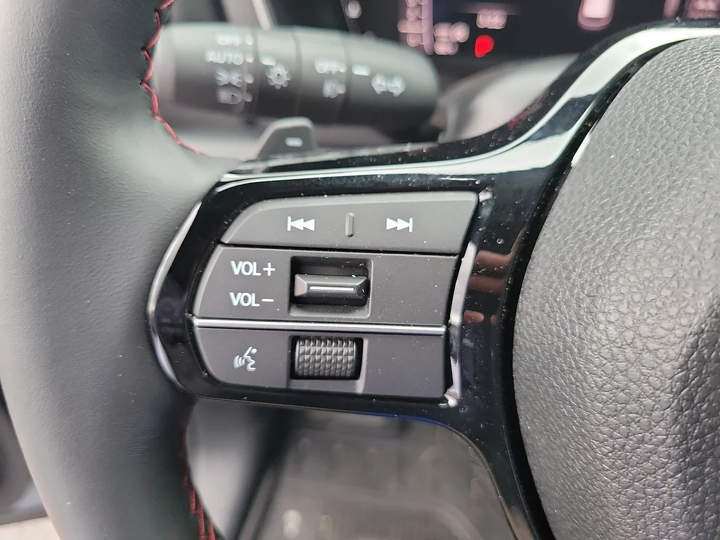 Certified Used 2026 Sonic Gray Pearl Honda Black Edition image 25