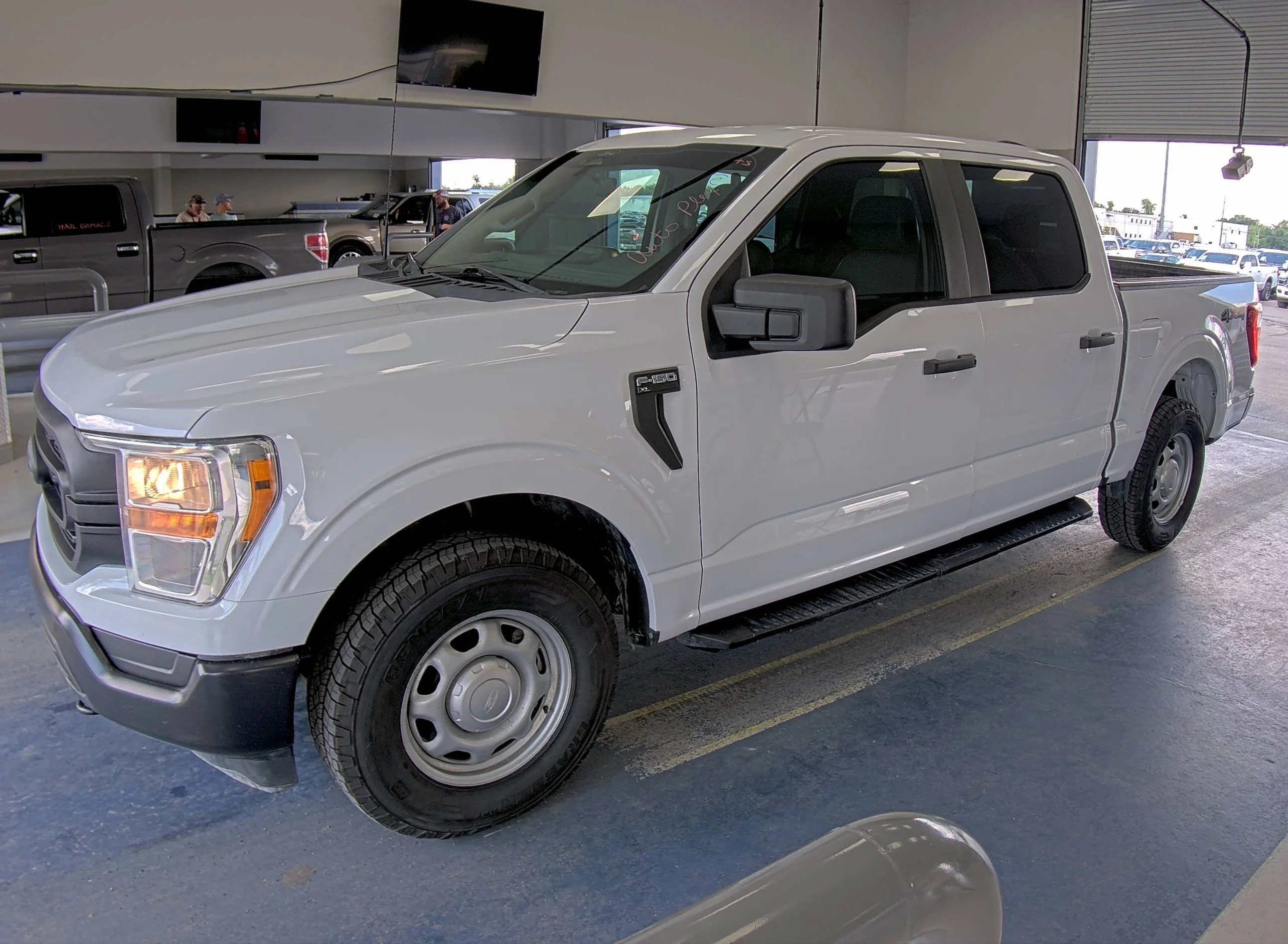 2022 Ford F-150 XL 4x4 SuperCrew 5-1/2 Box's photo