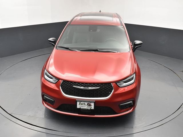 2026 Chrysler Pacifica Select - Photo 17