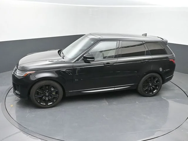Used 2022 Black Land Rover HSE Silver Edition image 31