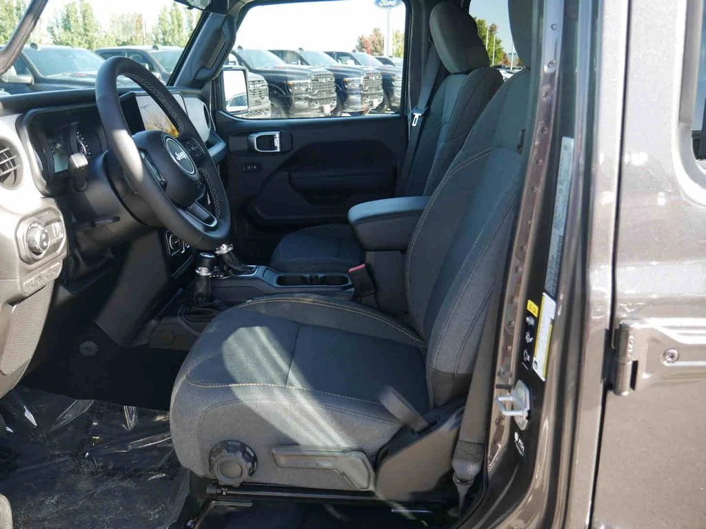2025 Jeep Gladiator Sport S - Photo 26