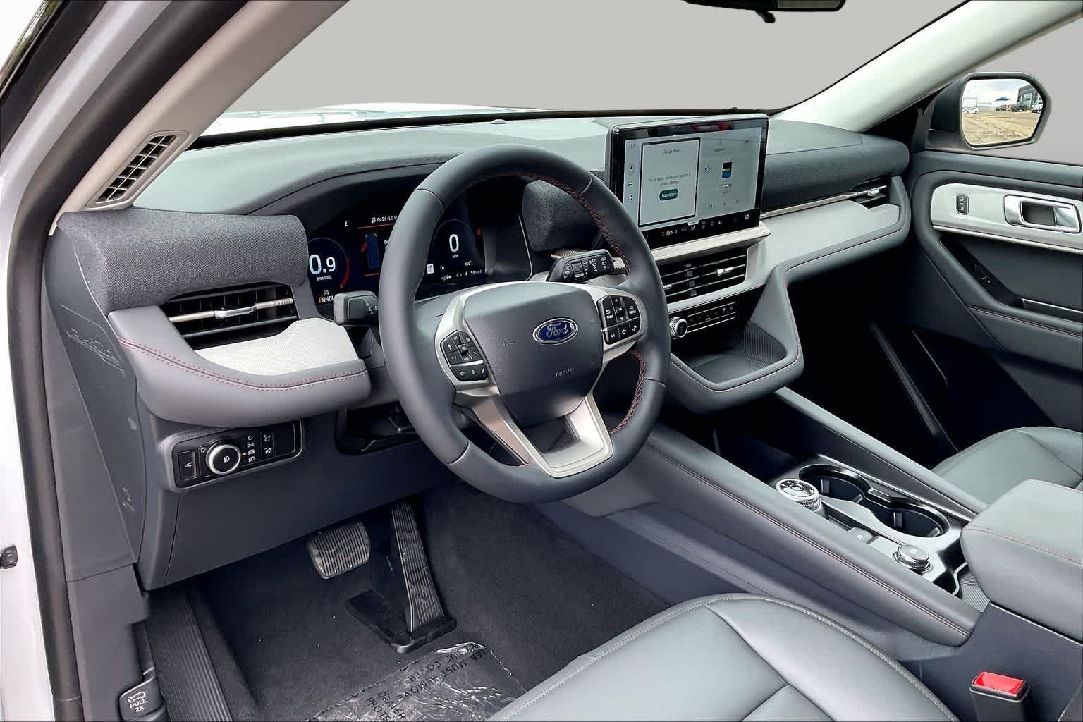 New 2026 Space White Metallic Ford Active image 8