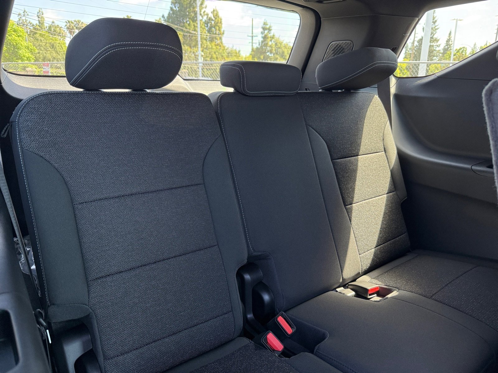 New 2026 Sterling Gray Metallic Chevrolet FWD LT image 21