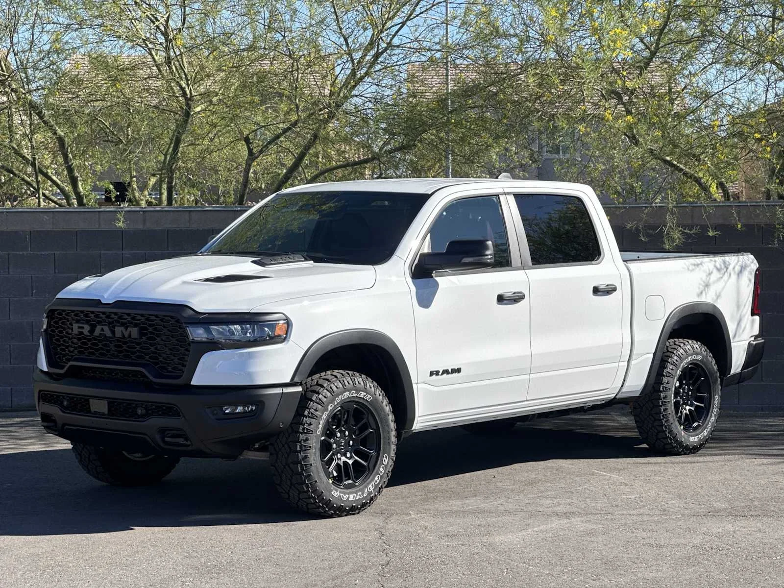 New 2026 Bright White Clear-Coat Exterior Paint RAM Rebel image 4