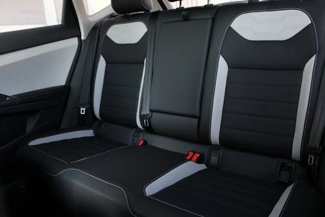 2025 Volkswagen Taos SEL - Photo 20