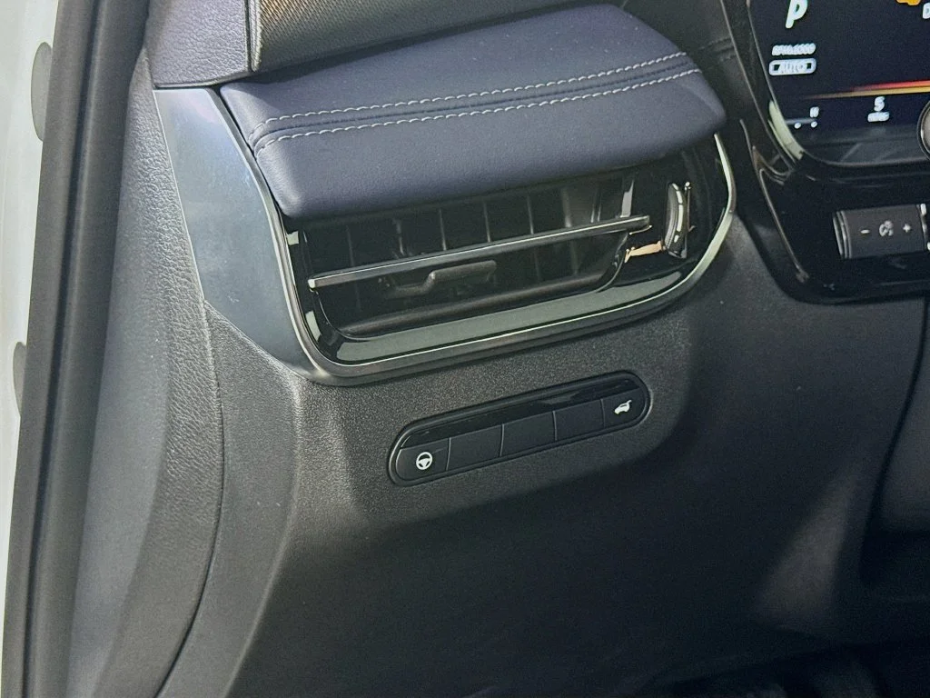 Certified Used 2027 Black INFINITI SPORT image 13