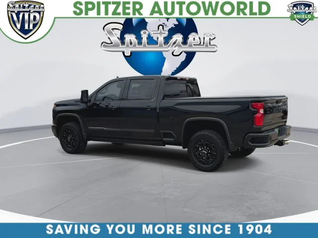 Used 2024 Black Chevrolet High Country image 7