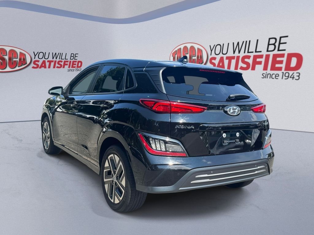 Used 2022 Black Hyundai Limited image 4