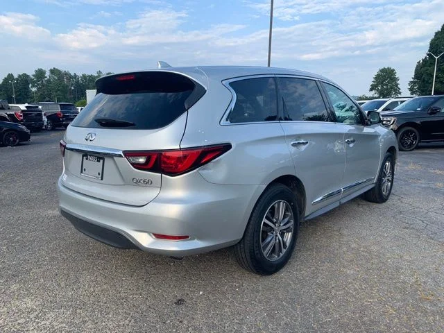 Used 2020 Silver INFINITI PURE image 9