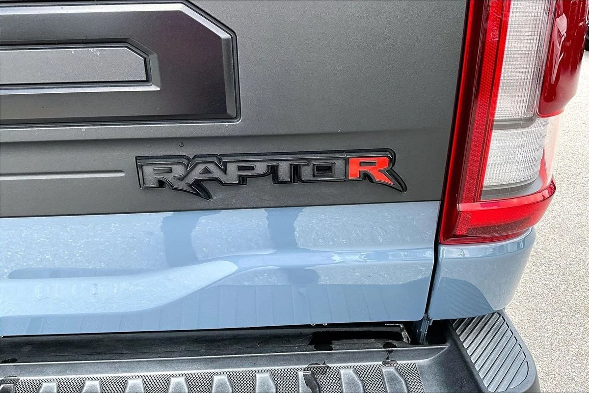 Used 2023  Ford Raptor image 25