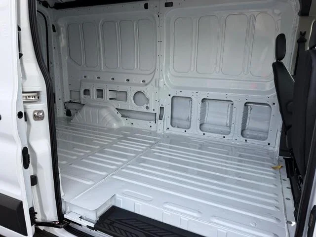 New 2026 Oxford White Ford Cargo Van image 30