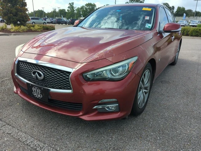 2015 INFINITI Q50 Premium