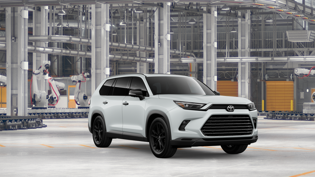 New 2026 Wind Chill Pearl Toyota Hybrid Nightshade image 15
