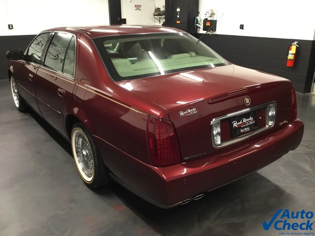 Used 2000 Red Cadillac DHS image 7