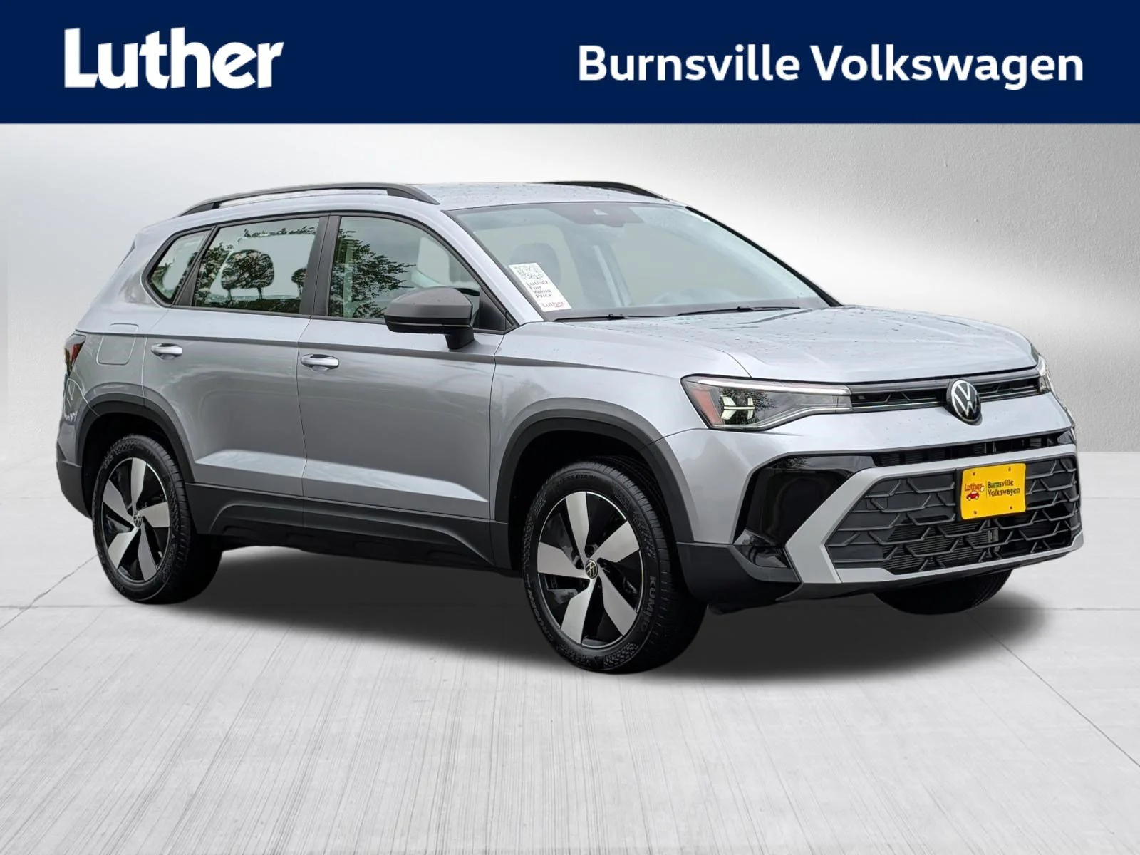 2025 Volkswagen Taos 1.5T S 4Motion's photo