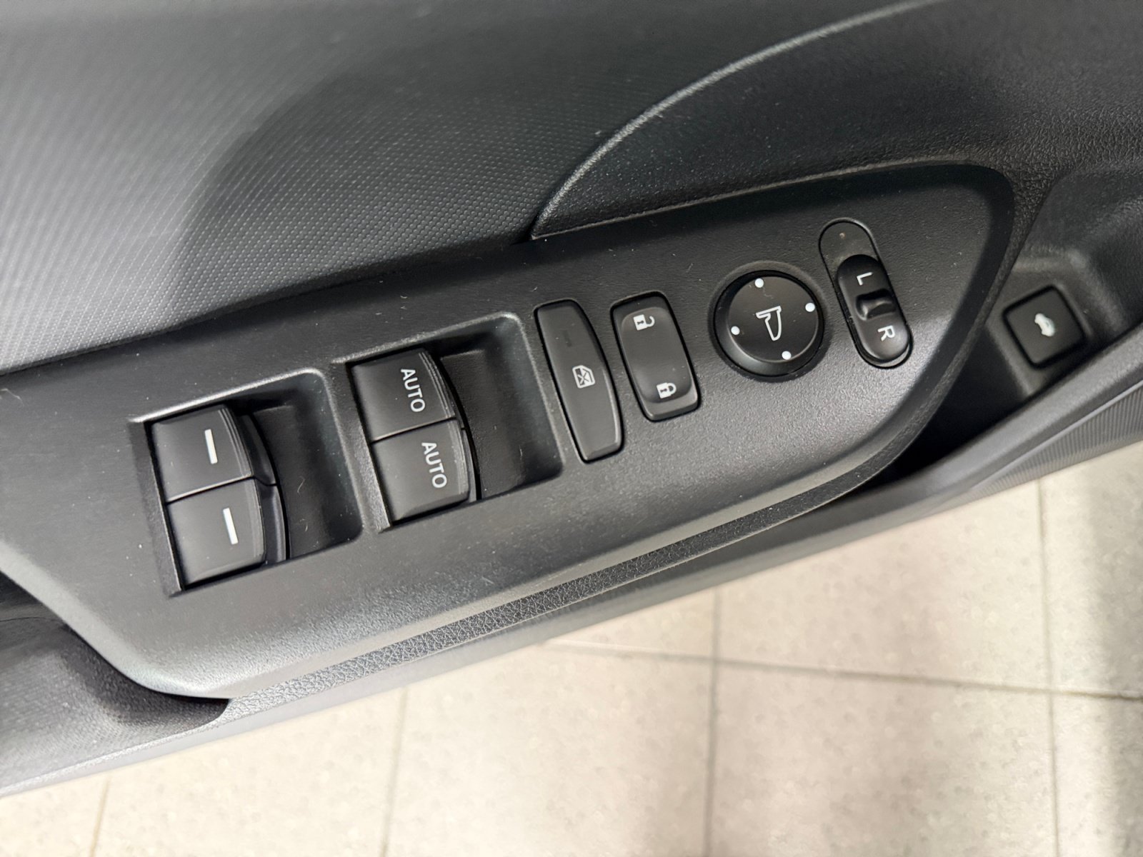 2016 Honda Civic LX - Photo 26