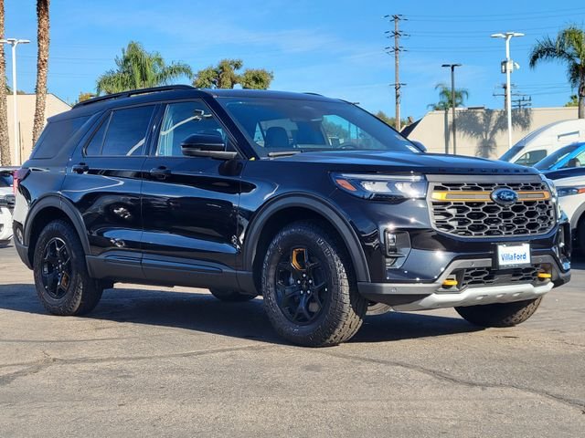 New 2026 Agate Black Metallic Ford Tremor® image 29