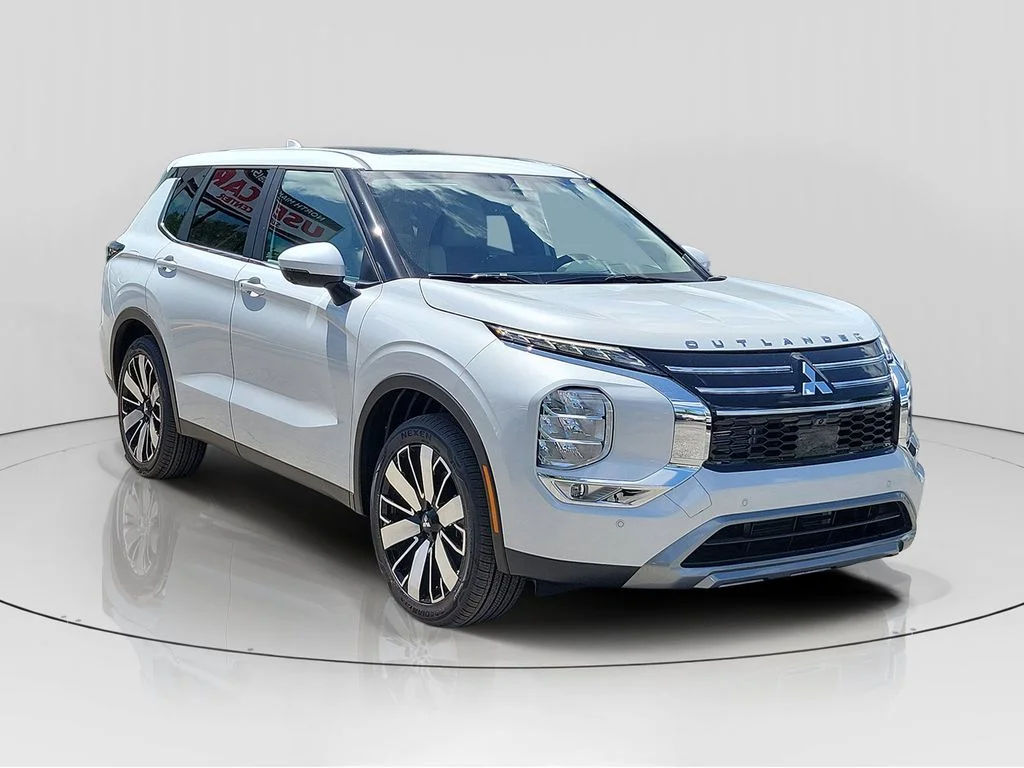 New 2026 WHITE DIAMOND Mitsubishi SE 1.5T 2WD image 1