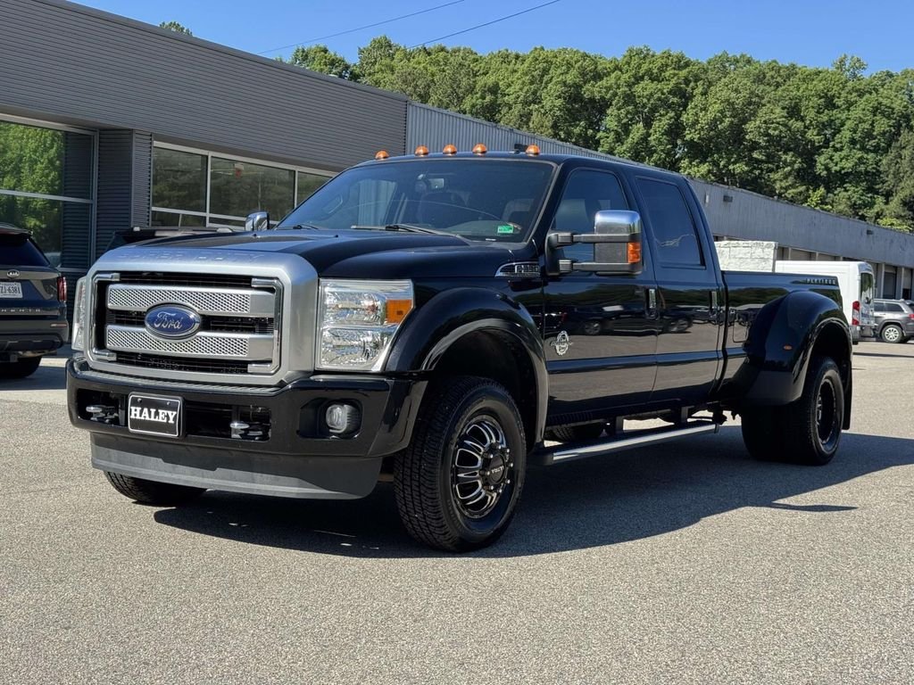 Used 2016 Black Ford Platinum image 24