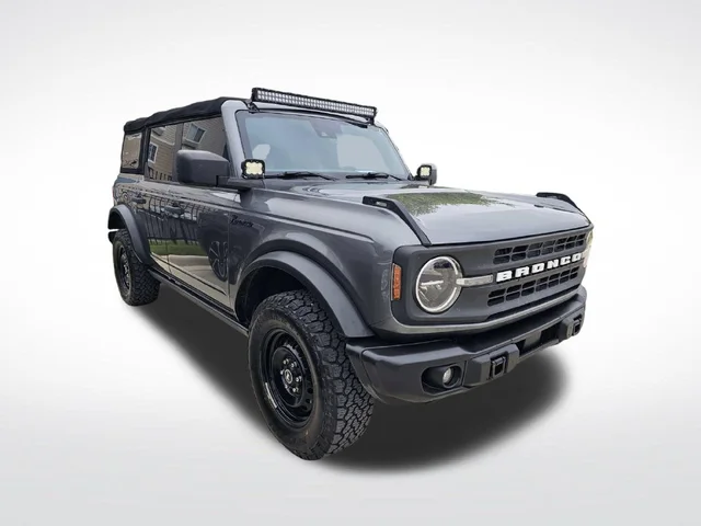 2022 Ford Bronco Black Diamond