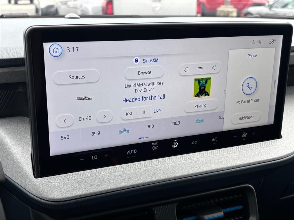 New 2026 Carbonized Gray Metallic Ford XLT image 5