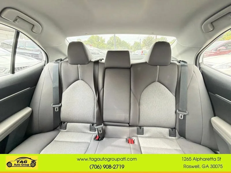 Used 2022 White Toyota LE image 3