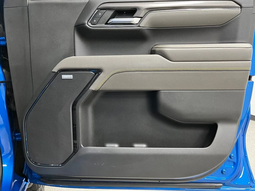 Used 2022 Blue Chevrolet ZR2 image 52