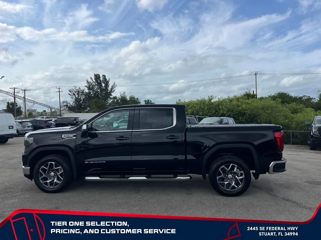 New 2026 Onyx Black GMC SLE image 4