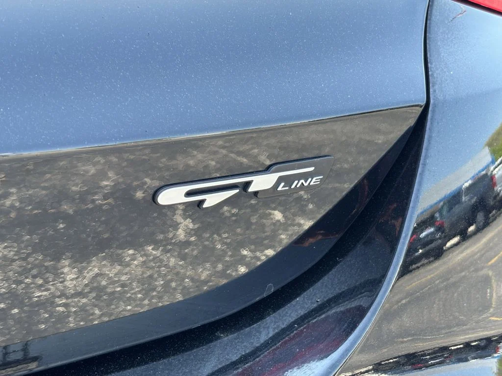 Used 2022 Black Kia GT-Line image 12
