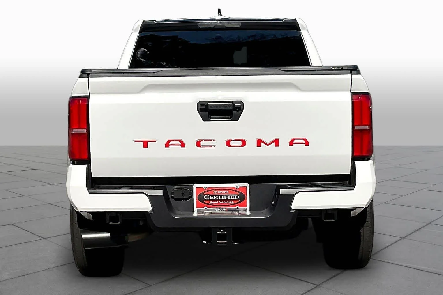 Used 2025 Ice Cap Toyota SR5 image 5