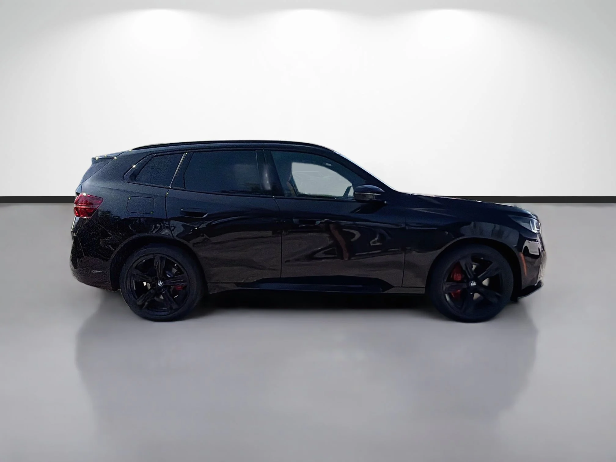 New 2026 Black Sapphire Metallic BMW M50 xDrive image 2