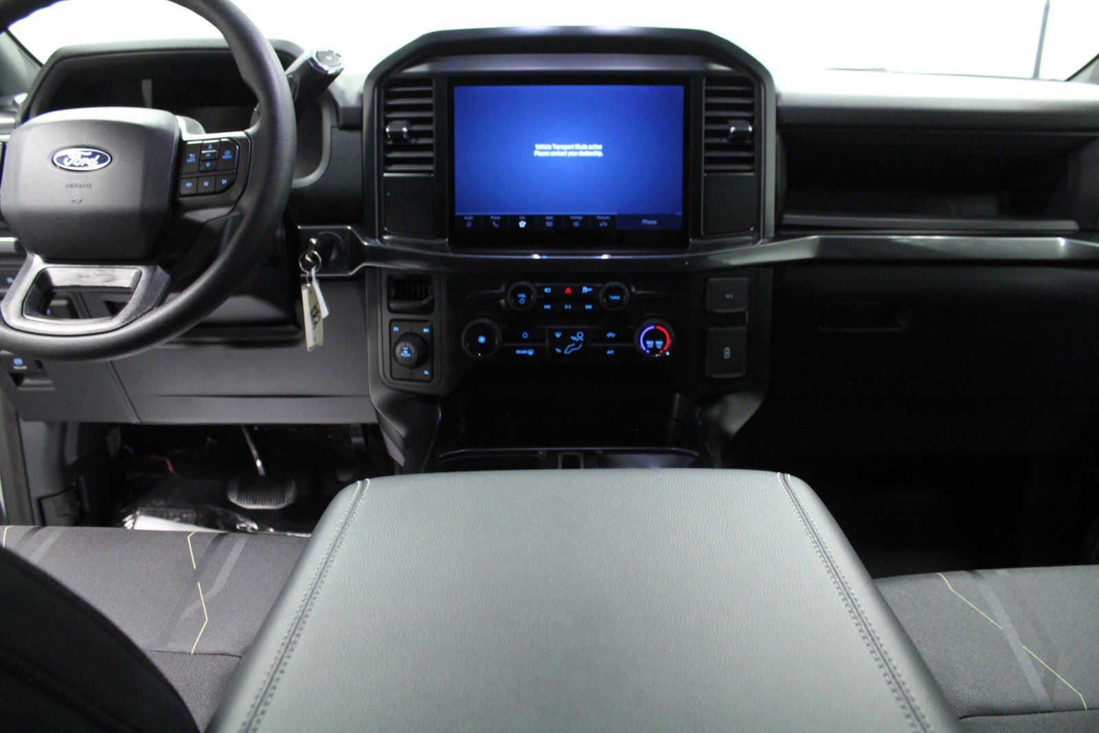 2025 Ford F-150 STX - Photo 18