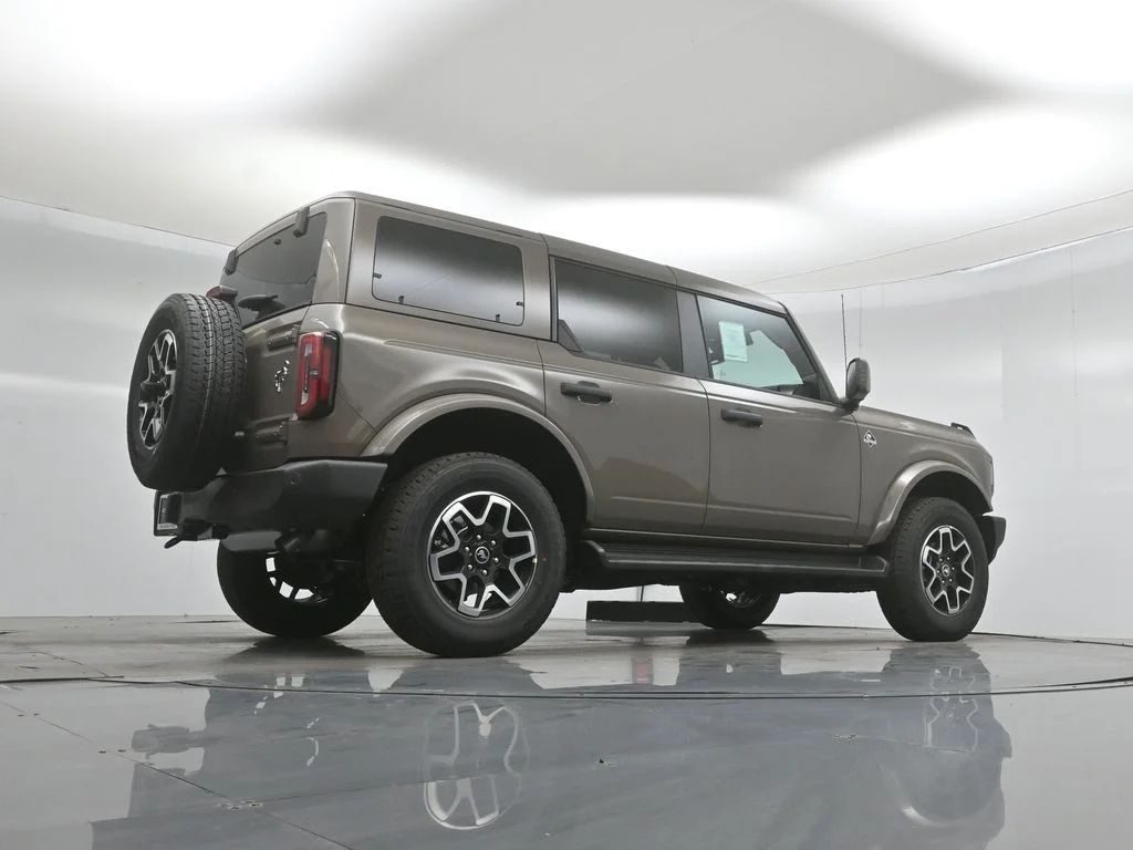 New 2026 Gray Ford Outer Banks image 45