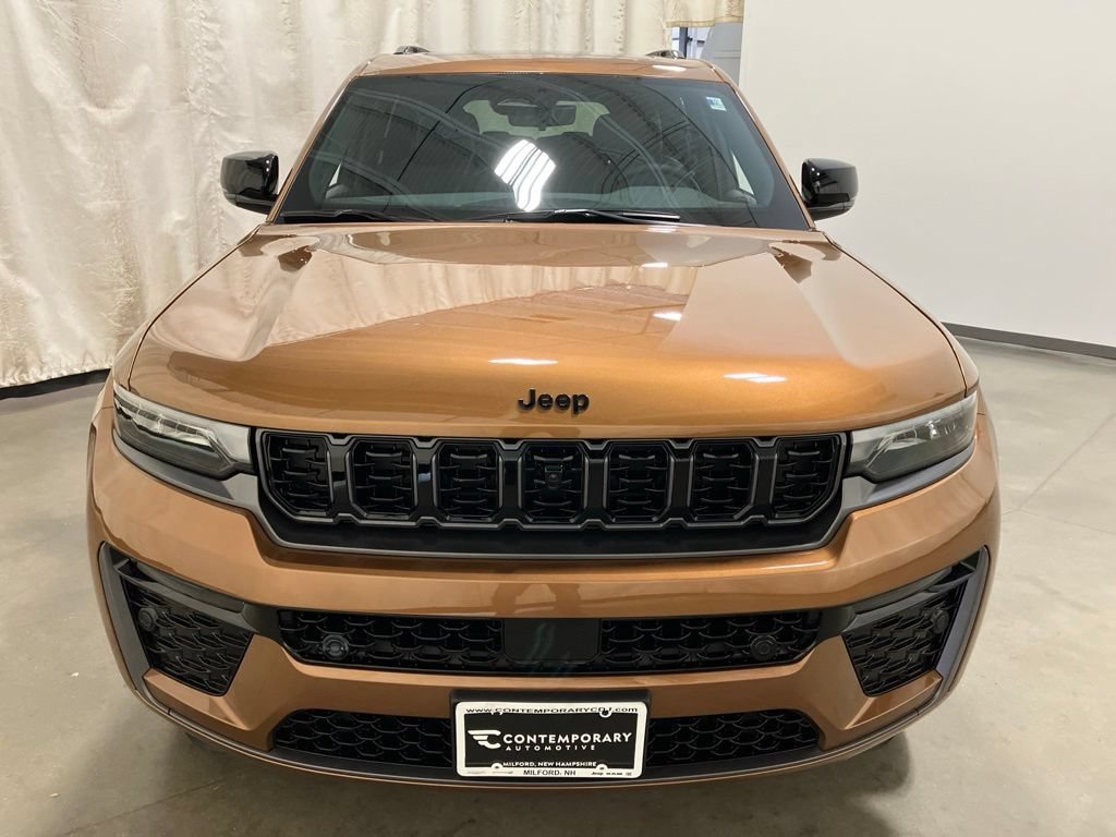 New 2026 Copper Shino Metallic Clear-Coat Exterior Paint Jeep Limited Reserve image 22